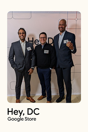 0078__12-1-25_Inkling-LLC-Google-Store-Google-Pixel-Step-Repeat_Georgetown-DC-Event-Photojournalism-event-photography