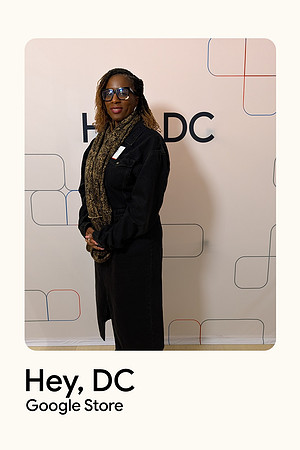 0084__12-1-25_Inkling-LLC-Google-Store-Google-Pixel-Step-Repeat_Georgetown-DC-Event-Photojournalism-event-photography