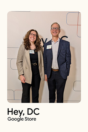 0116__12-1-25_Inkling-LLC-Google-Store-Google-Pixel-Step-Repeat_Georgetown-DC-Event-Photojournalism-event-photography