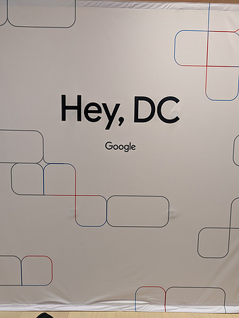 0136__12-1-25_Inkling-LLC-Google-Store-Google-Pixel-Step-Repeat_Georgetown-DC-Event-Photojournalism-event-photography