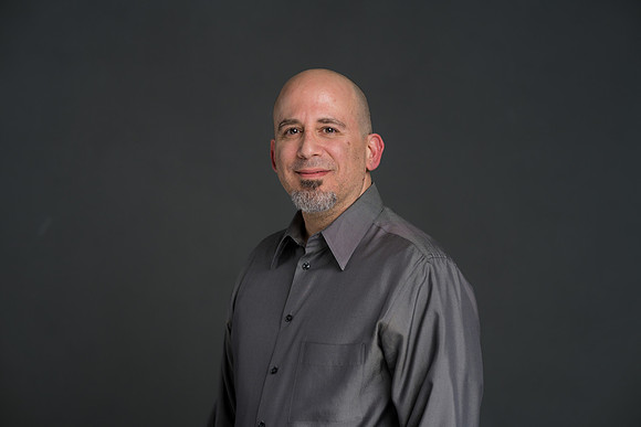 0098__3-7-23_Horizon-Headshot-Station