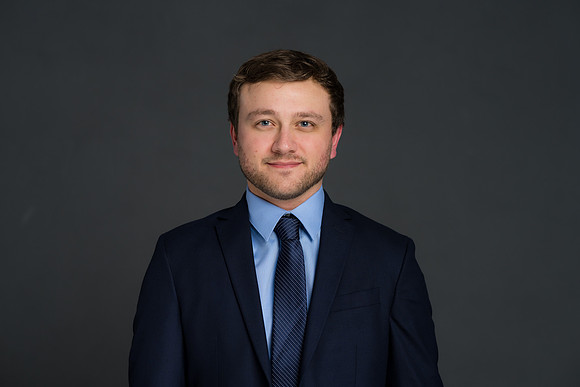 0377__3-7-23_Horizon-Headshot-Station