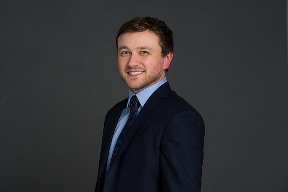 0393__3-7-23_Horizon-Headshot-Station