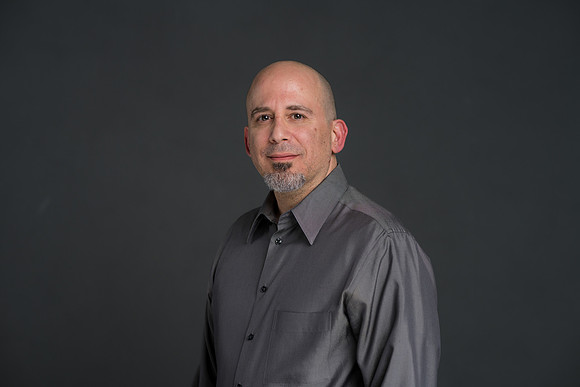 0100__3-7-23_Horizon-Headshot-Station