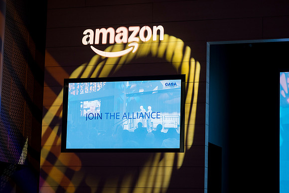 0154_12-3-24_GASA-Amazon-Headquarters-Arlington-Virginia-Event-Photojournalism-event-photography