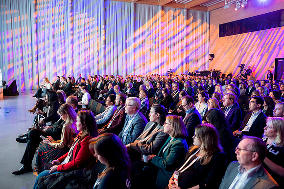 0227_12-3-24_GASA-Amazon-Headquarters-Arlington-Virginia-Event-Photojournalism-event-photography