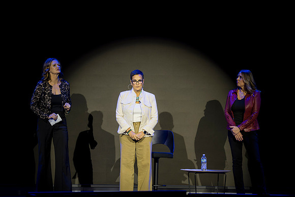 0267_12-3-24_GASA-Amazon-Headquarters-Arlington-Virginia-Event-Photojournalism-event-photography