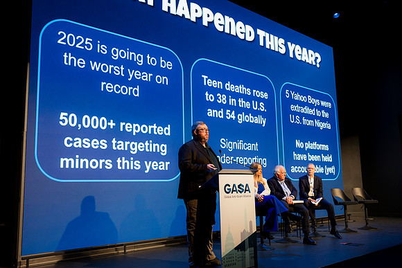0264_12-4-24_GASA-Amazon-Headquarters-Arlington-Virginia-Event-Photojournalism-event-photography