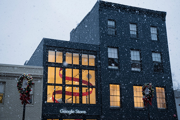 0003_12-5-25_Google-Store-Opening-Event-Georgetown-Washington-DC--Event-Photojournalism-event-photographers