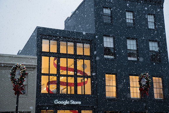 0002_12-5-25_Google-Store-Opening-Event-Georgetown-Washington-DC--Event-Photojournalism-event-photographers