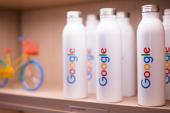 0013_12-5-25_Google-Store-Opening-Event-Georgetown-Washington-DC--Event-Photojournalism-event-photographers