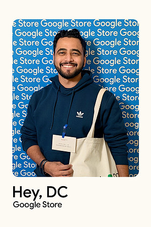 0163__12-4-25-Google-Store--Opening-Georgetown-DC-Google-Pixel-Step-Repeat_Event-Photojournalism-event-photography