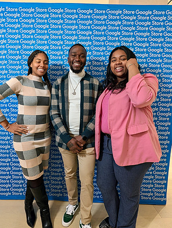 0023__12-4-25-Google-Store--Opening-Georgetown-DC-Google-Pixel-Step-Repeat_Event-Photojournalism-event-photography