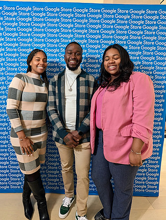 0026__12-4-25-Google-Store--Opening-Georgetown-DC-Google-Pixel-Step-Repeat_Event-Photojournalism-event-photography