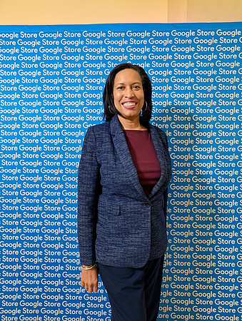 0042__12-4-25-Google-Store--Opening-Georgetown-DC-Google-Pixel-Step-Repeat_Event-Photojournalism-event-photography