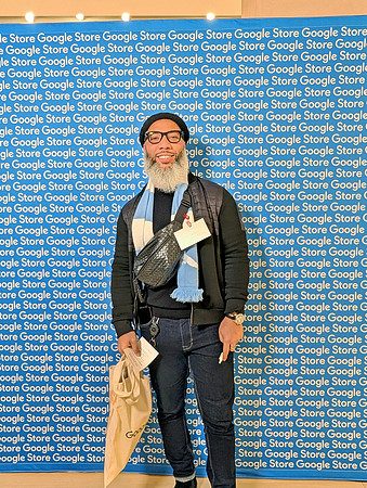 0056__12-4-25-Google-Store--Opening-Georgetown-DC-Google-Pixel-Step-Repeat_Event-Photojournalism-event-photography