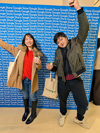 0096__12-4-25-Google-Store--Opening-Georgetown-DC-Google-Pixel-Step-Repeat_Event-Photojournalism-event-photography