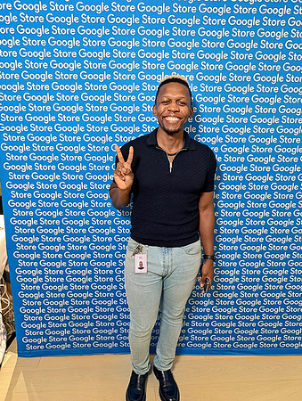 0110__12-4-25-Google-Store--Opening-Georgetown-DC-Google-Pixel-Step-Repeat_Event-Photojournalism-event-photography