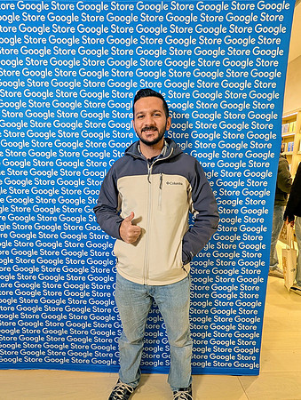 0133__12-4-25-Google-Store--Opening-Georgetown-DC-Google-Pixel-Step-Repeat_Event-Photojournalism-event-photography
