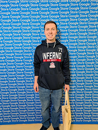 0137__12-4-25-Google-Store--Opening-Georgetown-DC-Google-Pixel-Step-Repeat_Event-Photojournalism-event-photography