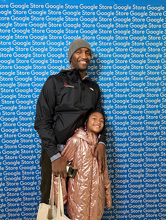 0146__12-4-25-Google-Store--Opening-Georgetown-DC-Google-Pixel-Step-Repeat_Event-Photojournalism-event-photography