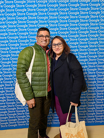 0152__12-4-25-Google-Store--Opening-Georgetown-DC-Google-Pixel-Step-Repeat_Event-Photojournalism-event-photography