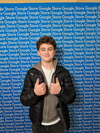 0154__12-4-25-Google-Store--Opening-Georgetown-DC-Google-Pixel-Step-Repeat_Event-Photojournalism-event-photography