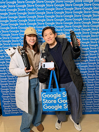 0157__12-4-25-Google-Store--Opening-Georgetown-DC-Google-Pixel-Step-Repeat_Event-Photojournalism-event-photography