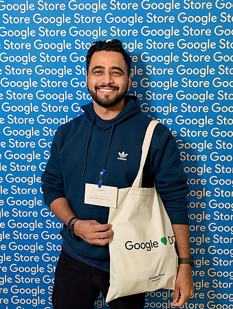 0163__12-4-25-Google-Store--Opening-Georgetown-DC-Google-Pixel-Step-Repeat_Event-Photojournalism-event-photography