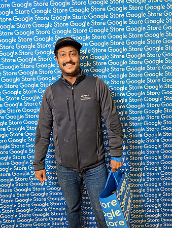 0164__12-4-25-Google-Store--Opening-Georgetown-DC-Google-Pixel-Step-Repeat_Event-Photojournalism-event-photography