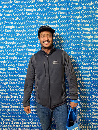 0165__12-4-25-Google-Store--Opening-Georgetown-DC-Google-Pixel-Step-Repeat_Event-Photojournalism-event-photography