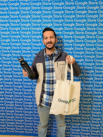 0185__12-4-25-Google-Store--Opening-Georgetown-DC-Google-Pixel-Step-Repeat_Event-Photojournalism-event-photography