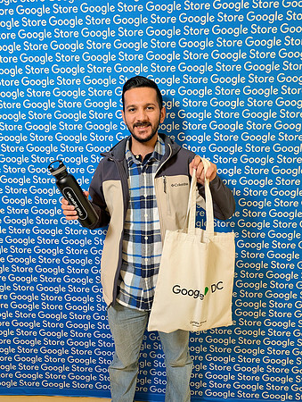 0186__12-4-25-Google-Store--Opening-Georgetown-DC-Google-Pixel-Step-Repeat_Event-Photojournalism-event-photography