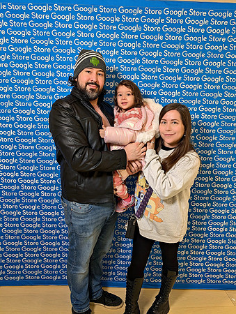 0195__12-4-25-Google-Store--Opening-Georgetown-DC-Google-Pixel-Step-Repeat_Event-Photojournalism-event-photography