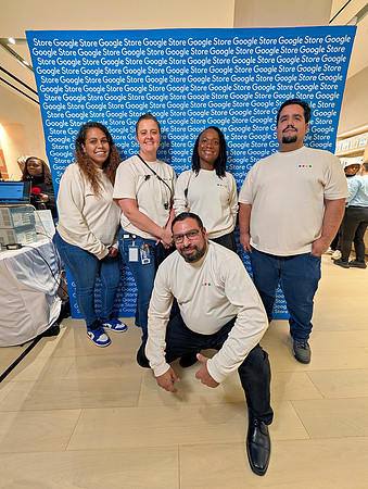 0203__12-4-25-Google-Store--Opening-Georgetown-DC-Google-Pixel-Step-Repeat_Event-Photojournalism-event-photography