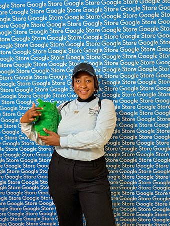0007__12-5-25-Google-Store--Opening-Georgetown-DC-Google-Pixel-Step-Repeat_Event-Photojournalism-event-photography