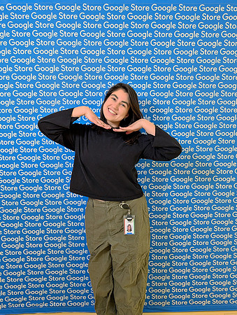0013__12-5-25-Google-Store--Opening-Georgetown-DC-Google-Pixel-Step-Repeat_Event-Photojournalism-event-photography