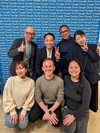 0035__12-5-25-Google-Store--Opening-Georgetown-DC-Google-Pixel-Step-Repeat_Event-Photojournalism-event-photography