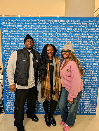 0063__12-5-25-Google-Store--Opening-Georgetown-DC-Google-Pixel-Step-Repeat_Event-Photojournalism-event-photography