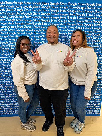 0073__12-5-25-Google-Store--Opening-Georgetown-DC-Google-Pixel-Step-Repeat_Event-Photojournalism-event-photography