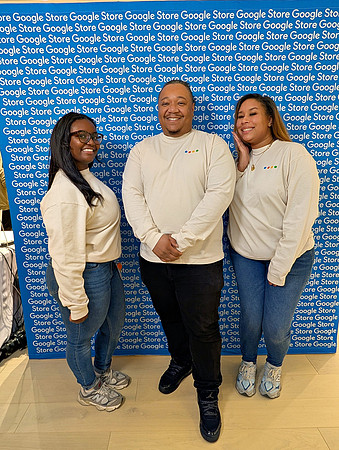 0077__12-5-25-Google-Store--Opening-Georgetown-DC-Google-Pixel-Step-Repeat_Event-Photojournalism-event-photography