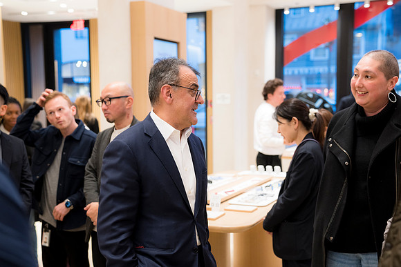 0044__12-4-25_Google-Store-Opening-Event-Georgetown-Washington-DC-Event-Photojournalism-event-photography