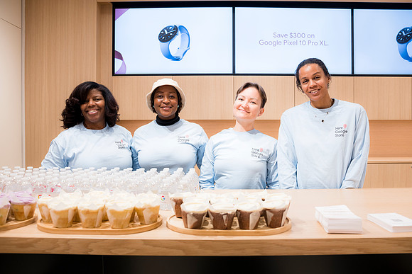 0051__12-4-25_Google-Store-Opening-Event-Georgetown-Washington-DC-Event-Photojournalism-event-photography