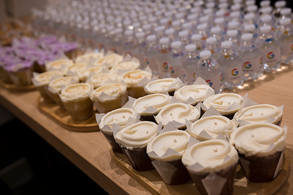 0057__12-4-25_Google-Store-Opening-Event-Georgetown-Washington-DC-Event-Photojournalism-event-photography