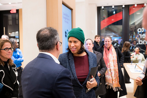0075__12-4-25_Google-Store-Opening-Event-Georgetown-Washington-DC-Event-Photojournalism-event-photography