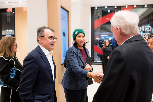 0080__12-4-25_Google-Store-Opening-Event-Georgetown-Washington-DC-Event-Photojournalism-event-photography
