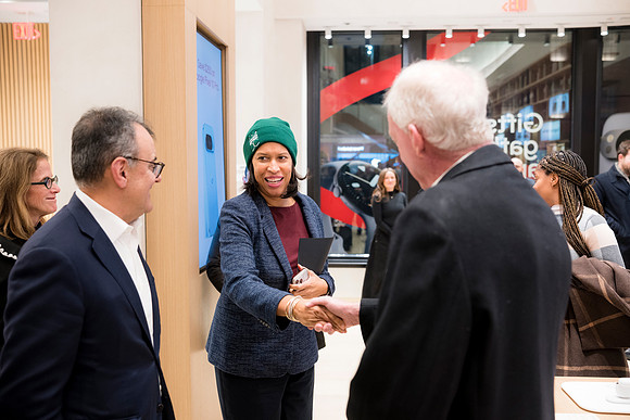 0081__12-4-25_Google-Store-Opening-Event-Georgetown-Washington-DC-Event-Photojournalism-event-photography