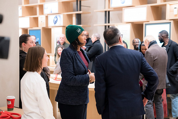 0095__12-4-25_Google-Store-Opening-Event-Georgetown-Washington-DC-Event-Photojournalism-event-photography