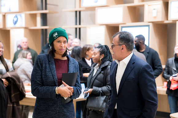 0107__12-4-25_Google-Store-Opening-Event-Georgetown-Washington-DC-Event-Photojournalism-event-photography