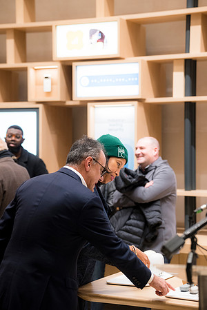 0115__12-4-25_Google-Store-Opening-Event-Georgetown-Washington-DC-Event-Photojournalism-event-photography